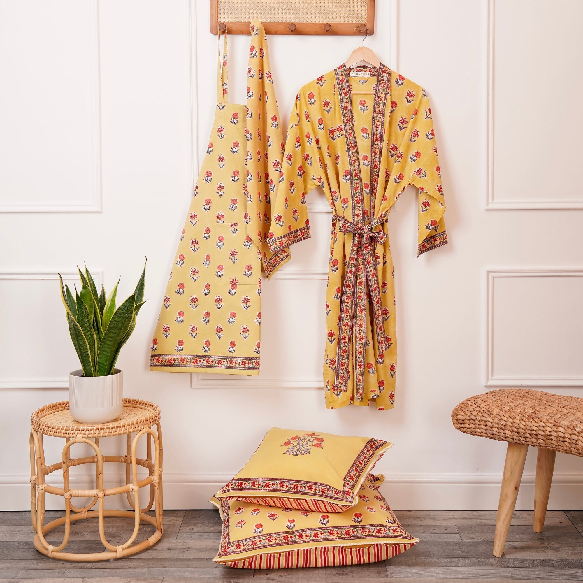 Haldi Robe