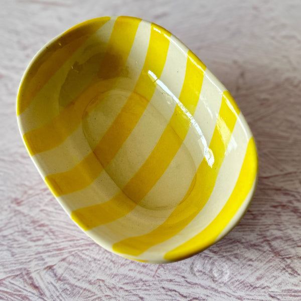 Ceramic Stripe Bowl, Yellow 7x5x2 Inches Set of 4 - Casa Amarosa