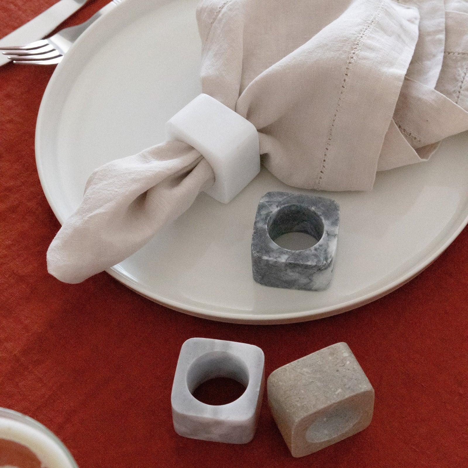 Kai Marble Napkin Ring Set Dark Gray