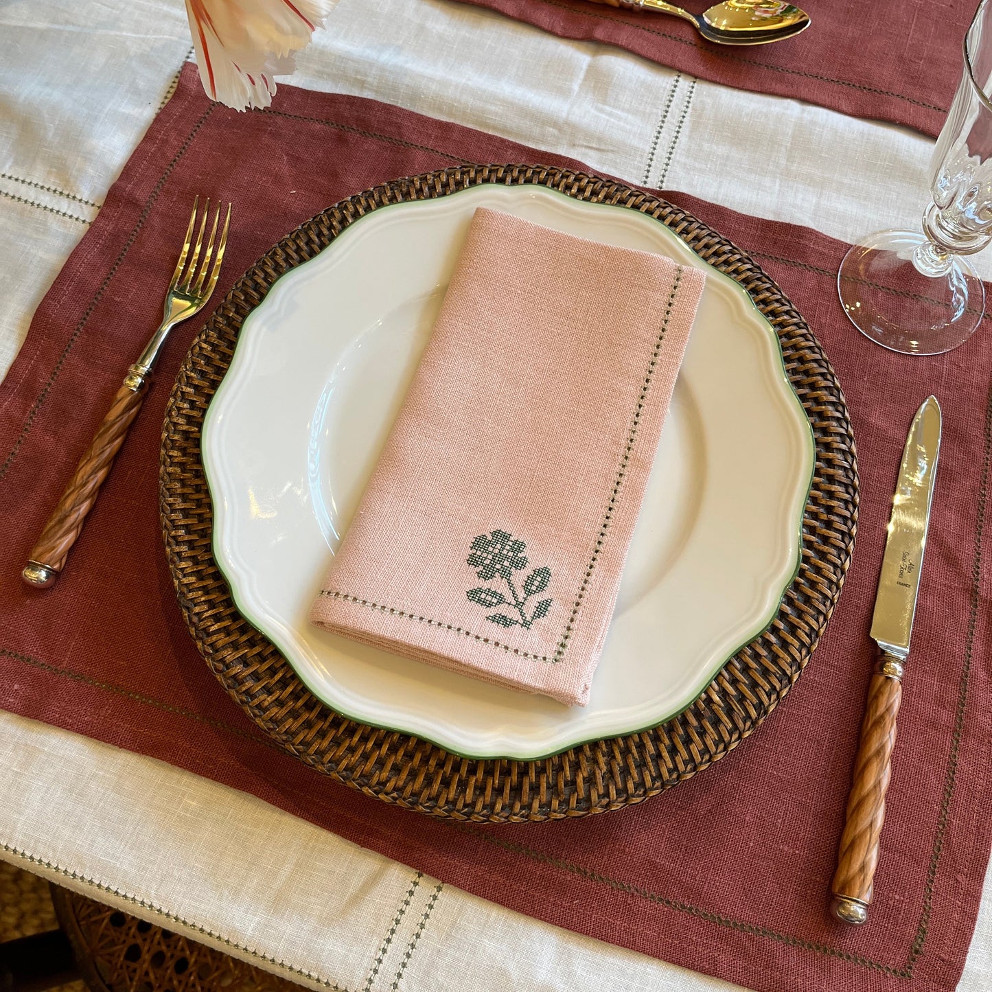 Set of English Rose Napkins with Ruslan Floral Embroidery