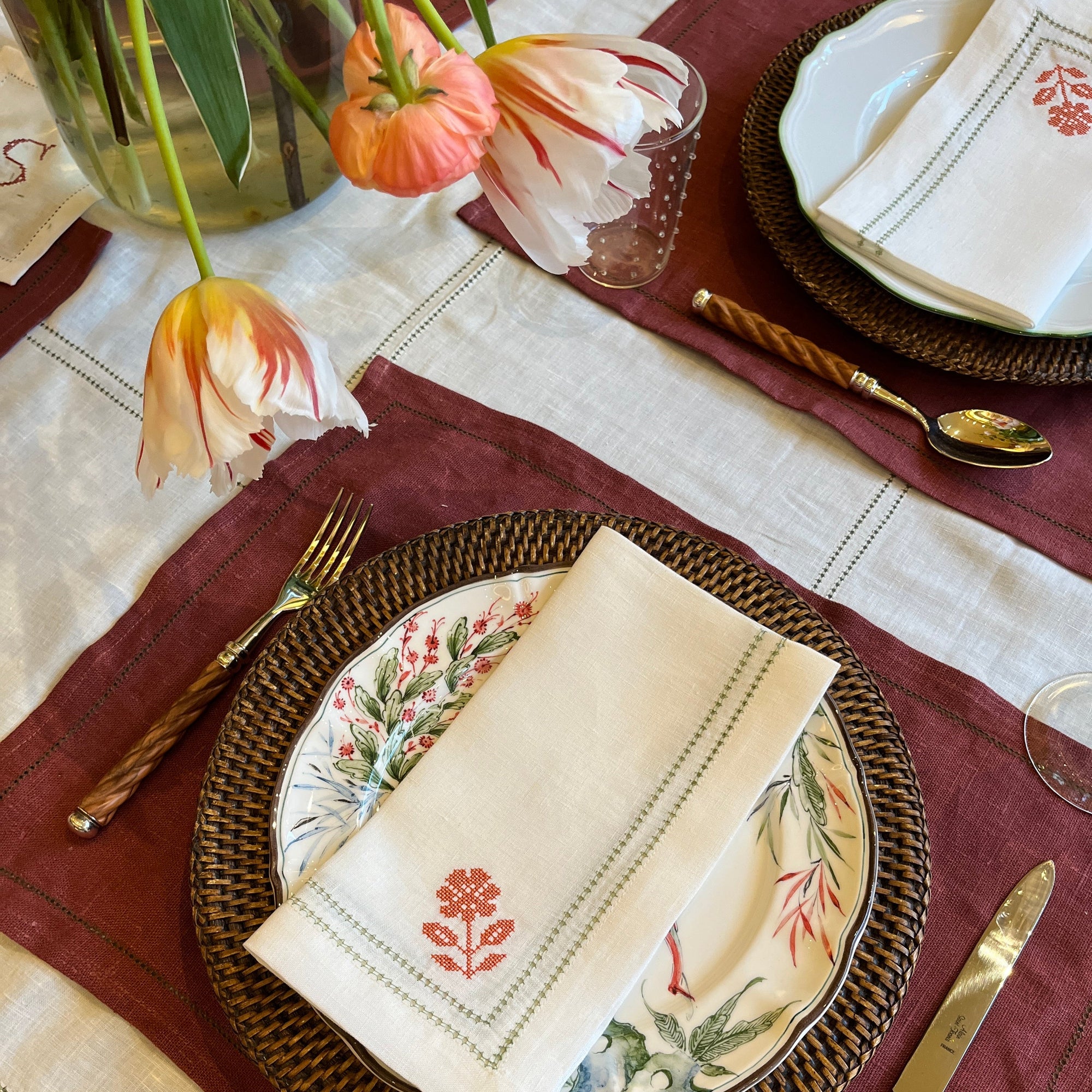 Set of Botanical Green Double Hemstitch Edge Napkins with Ruslan Floral Embroidery