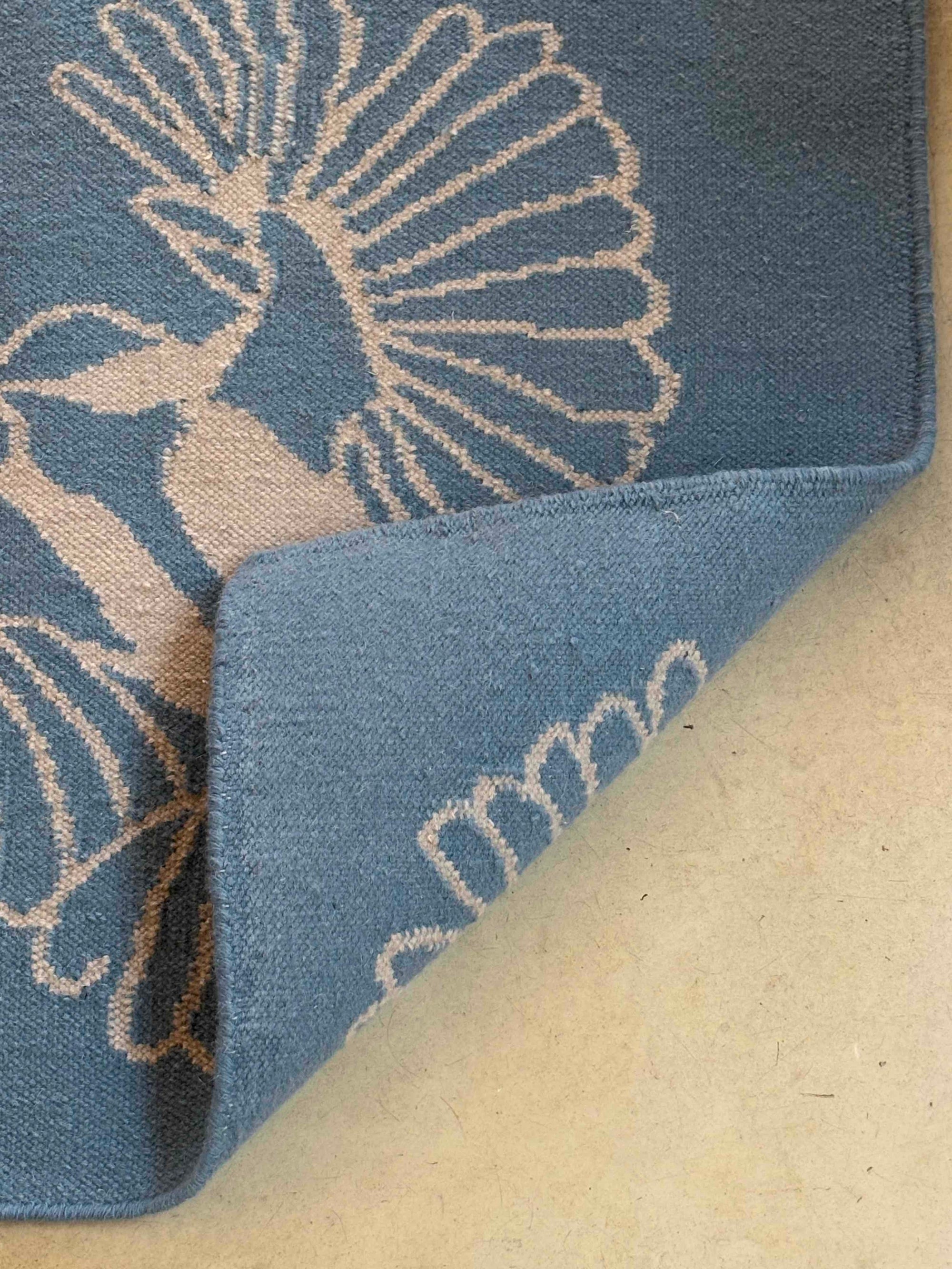 The Flying Birds Rug