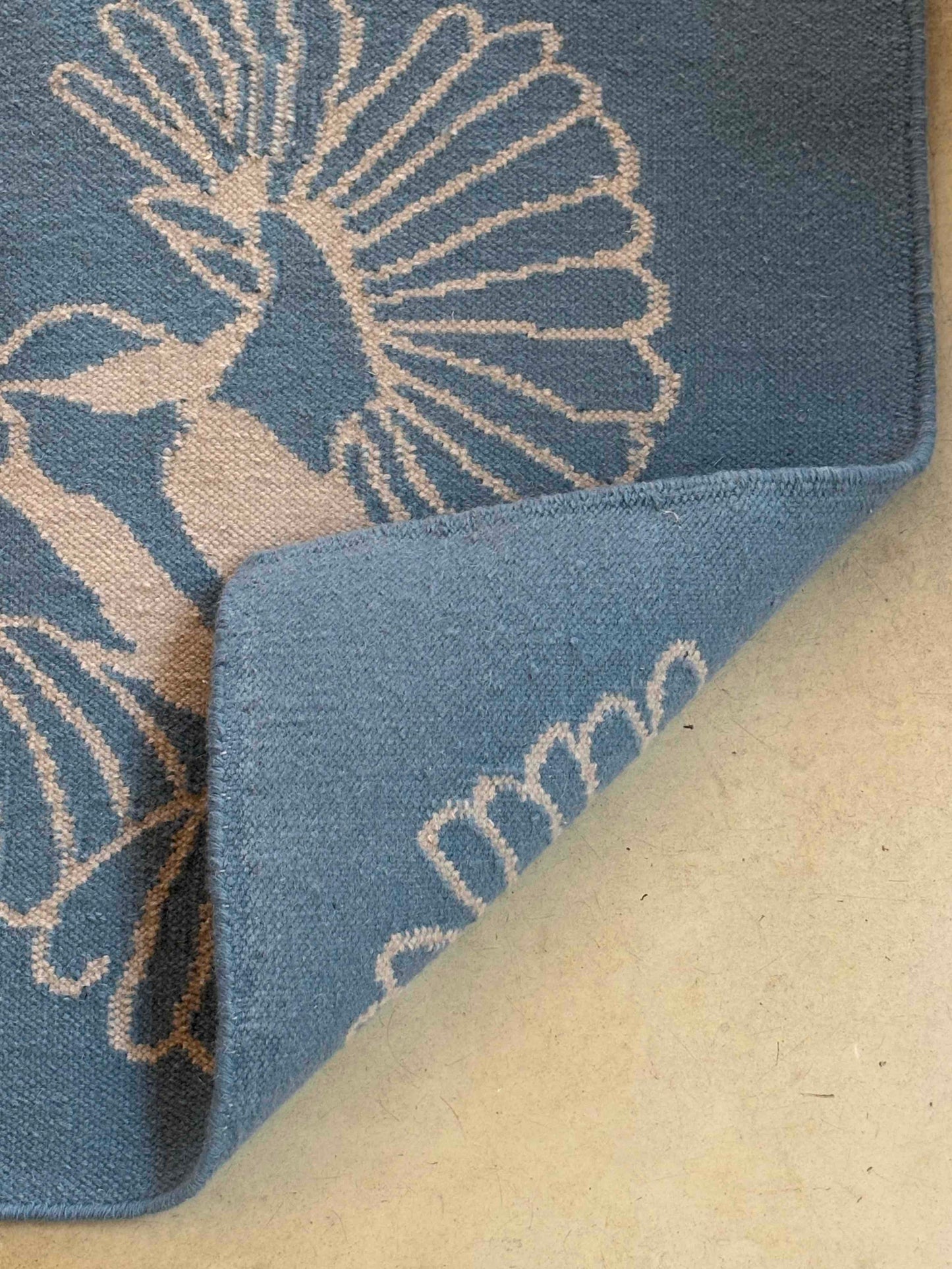 The Flying Birds Rug