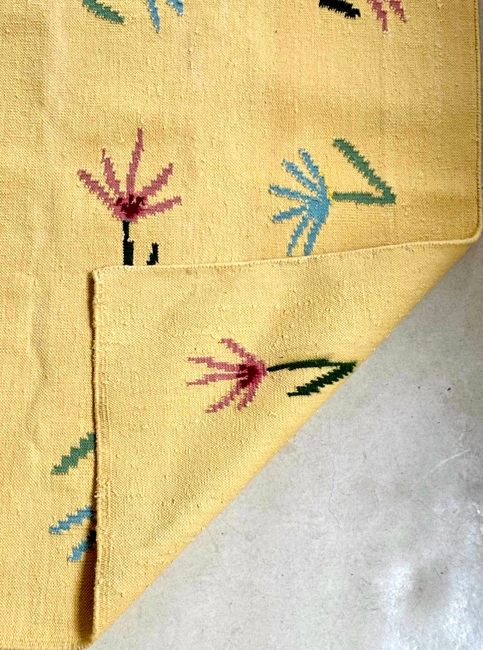 The Wildflowers Rug in Yellow