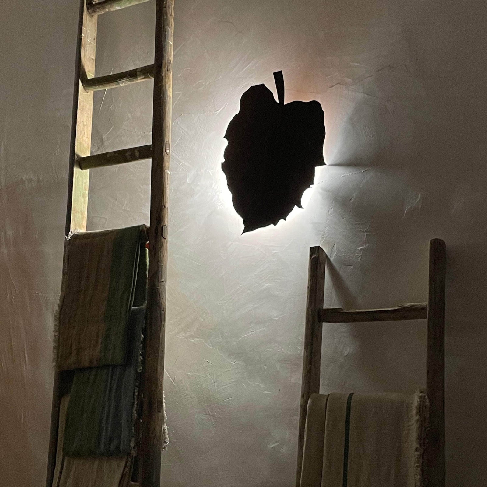 Leaf Sconce Wall Light