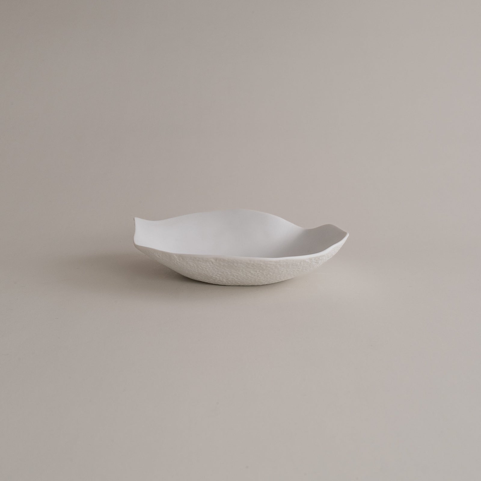 Indulge nº5 small plate / matte white