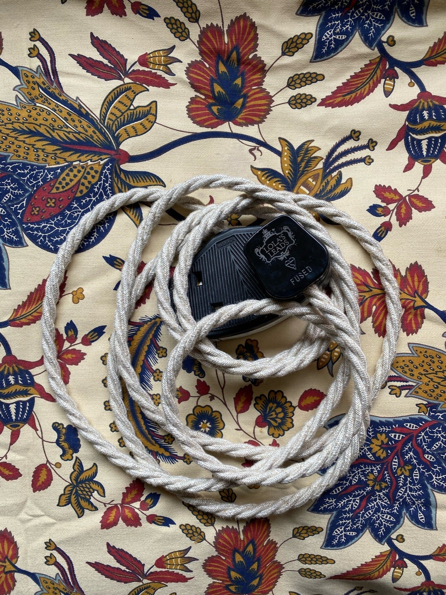 Oatmeal Linen - Lola's Leads Fabric Extension Cable
