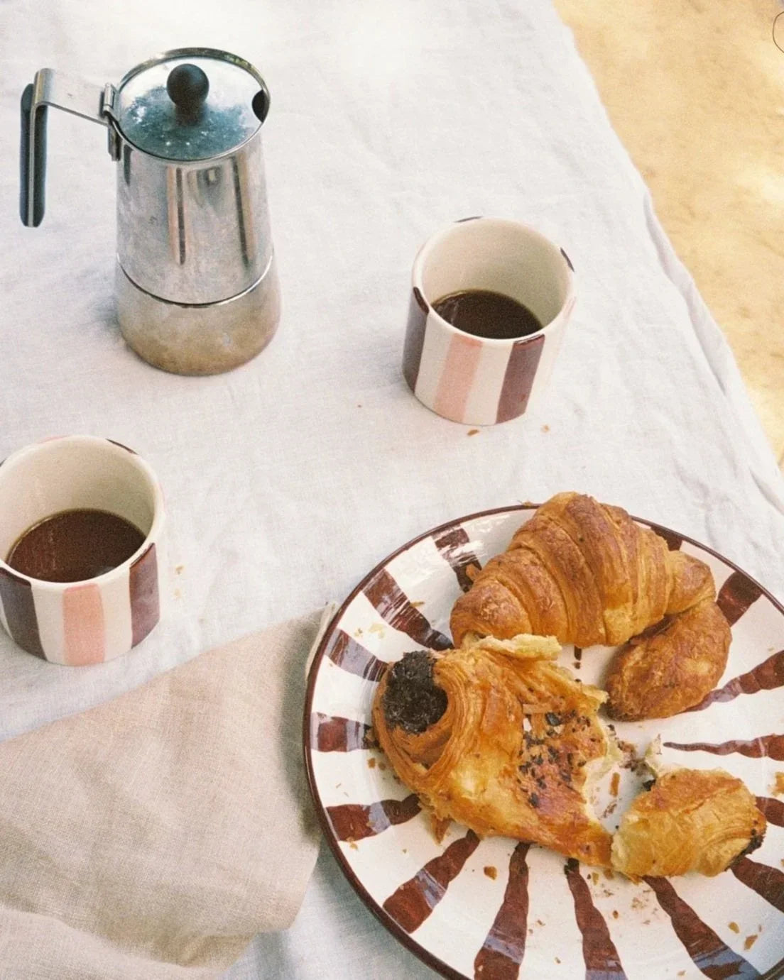 Wave Dinner Plate - Espresso