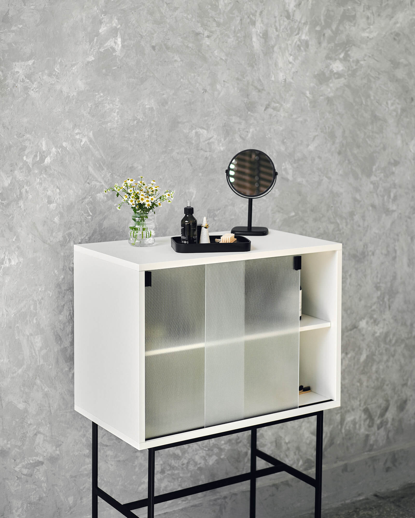 Lekko Cabinet