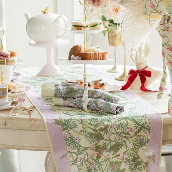 Coquette Lovescape Dinner Napkins - Set of Four