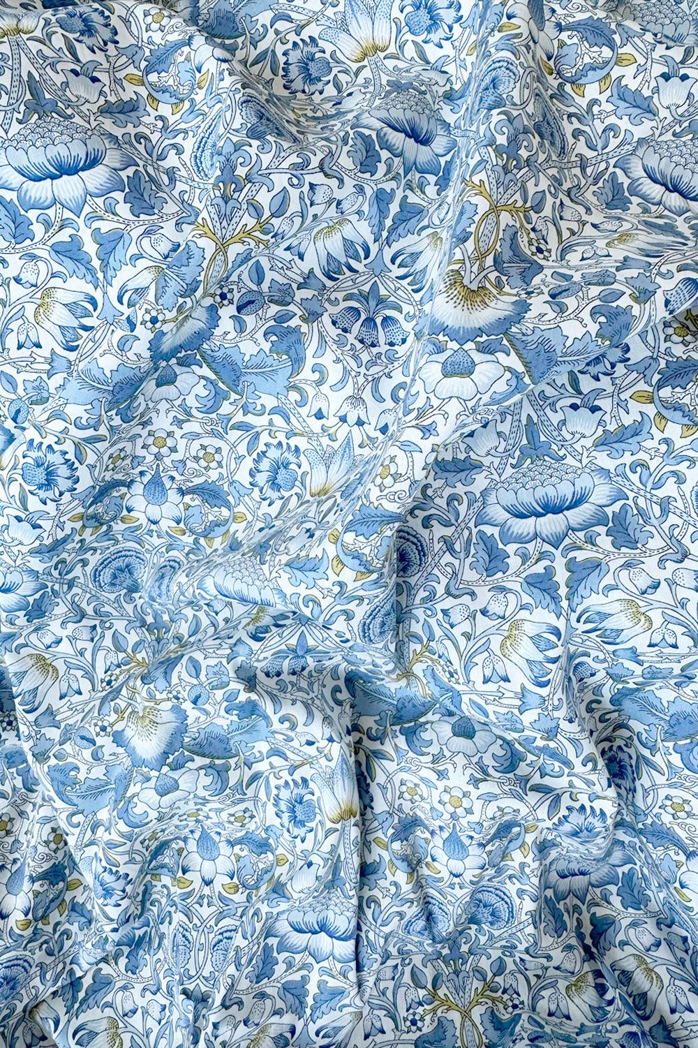 Fitted Sheet made with Liberty Fabric LODDEN CHINA BLUE - Coco & Wolf