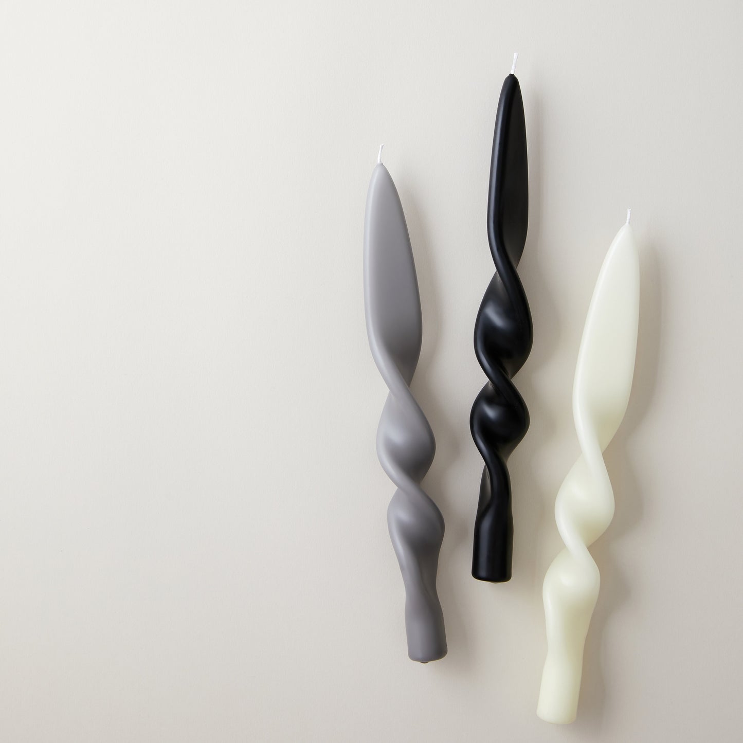 Swirl Candle - French Grey