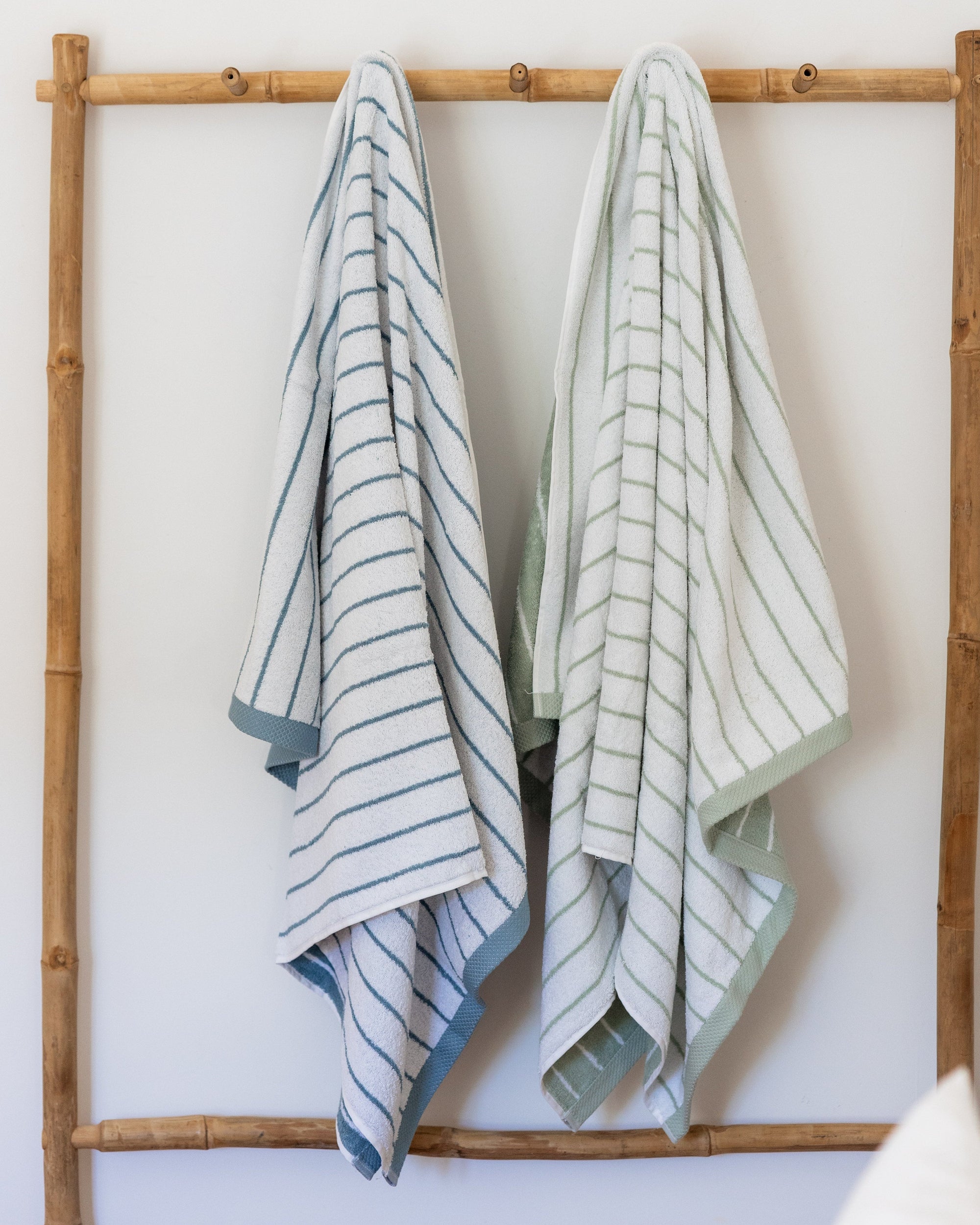 Green Striped Bath Towel, 100% Cotton 500 g/m²