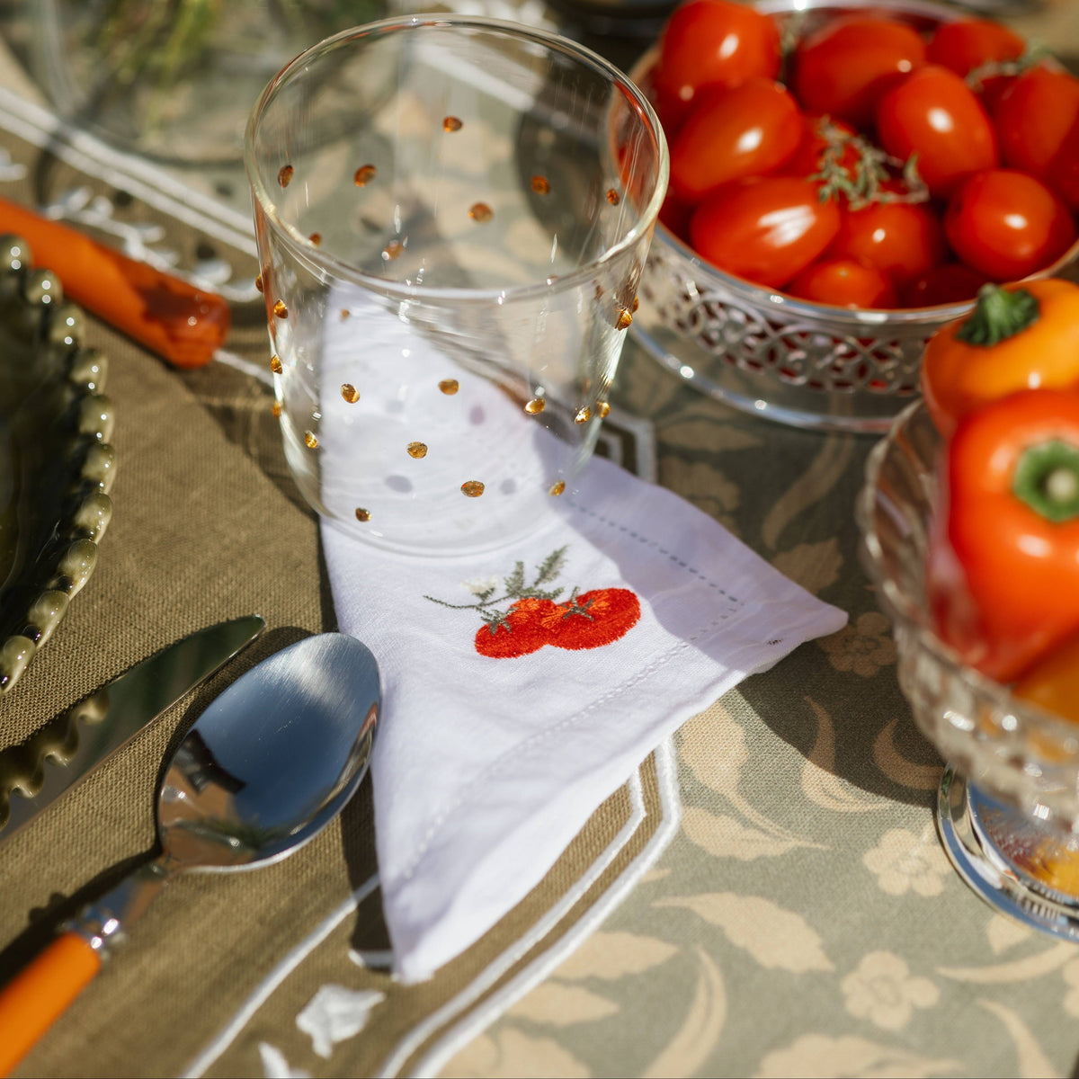 Guardanapo Cocktail Ponto Aberto Branco com Tomate