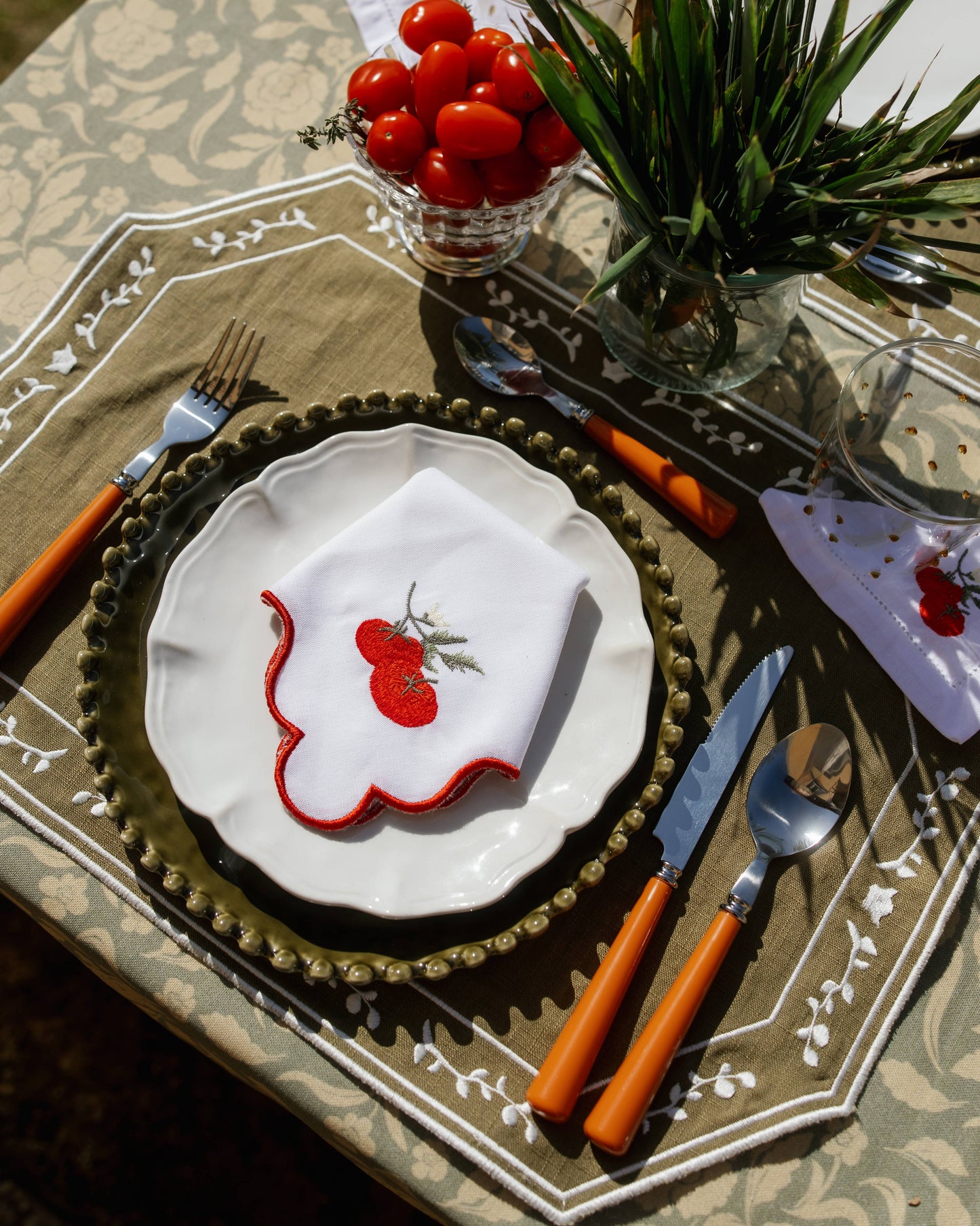 Red Scalloped Napkin with Tomato Embroidery