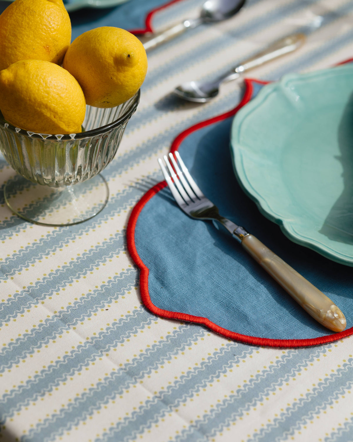 Placemat Violeta, Blue with Red