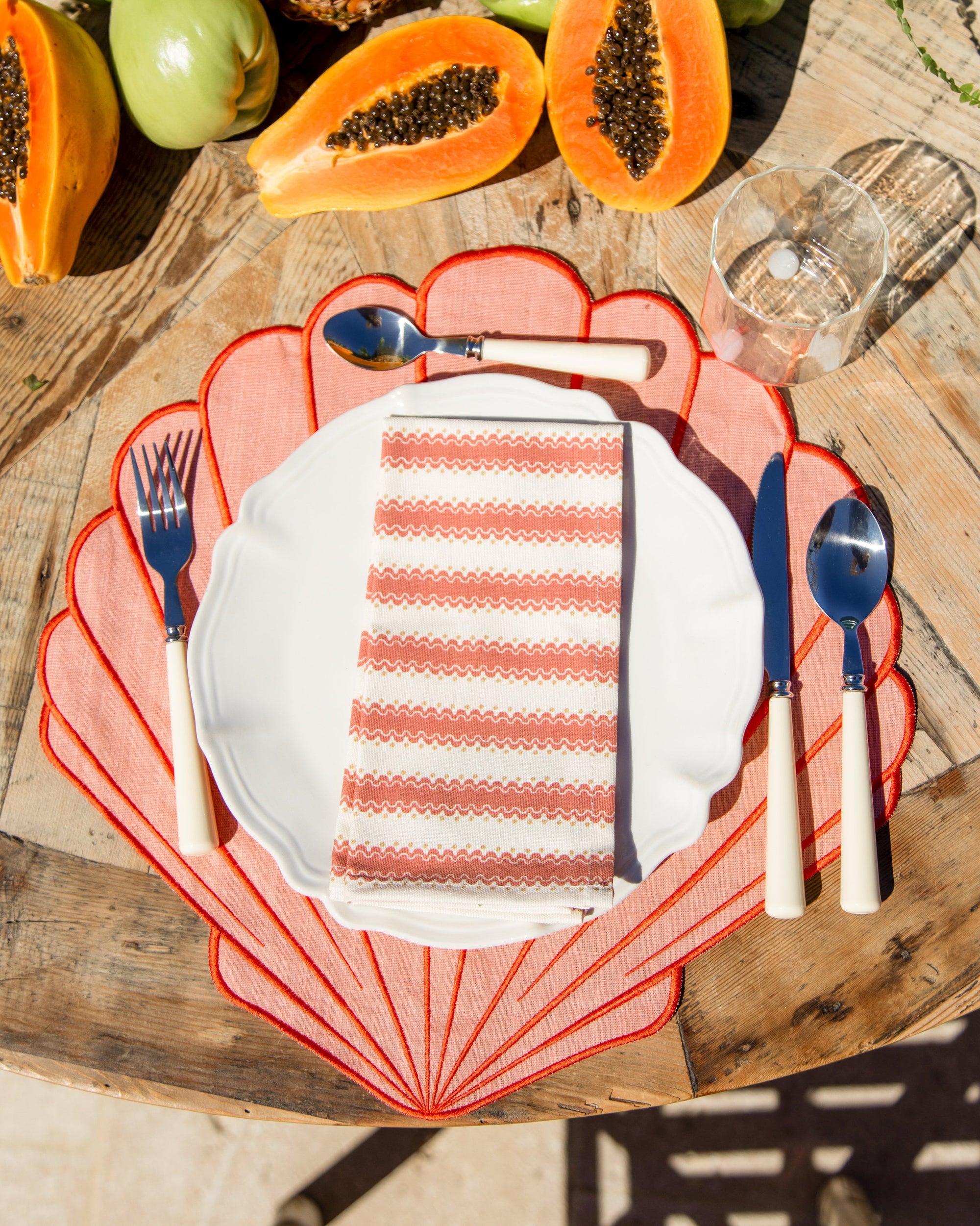 Placemat Concha, Salmon with Orange