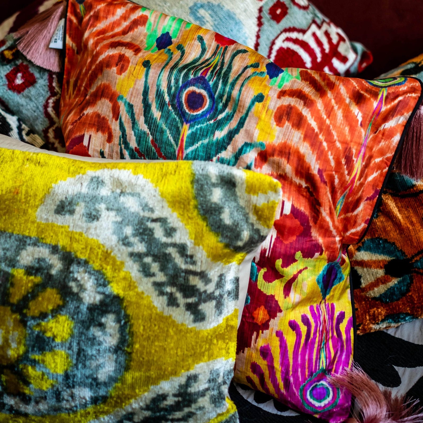 Les Ottomans x Matthew Williamson Silk Cushion - Style 01