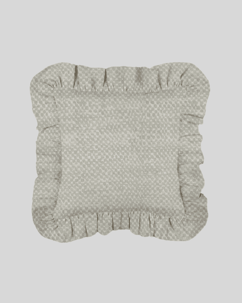 Melia-Cushioncover-ruffle-Ash