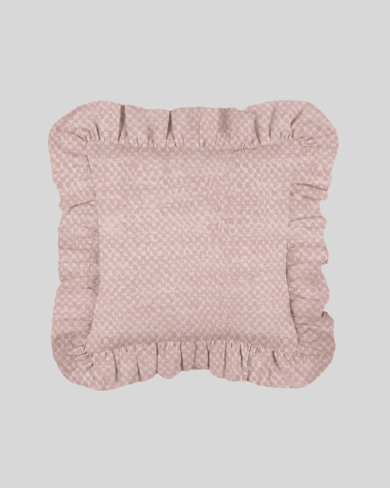Melia-Cushioncover-ruffle-lightpink