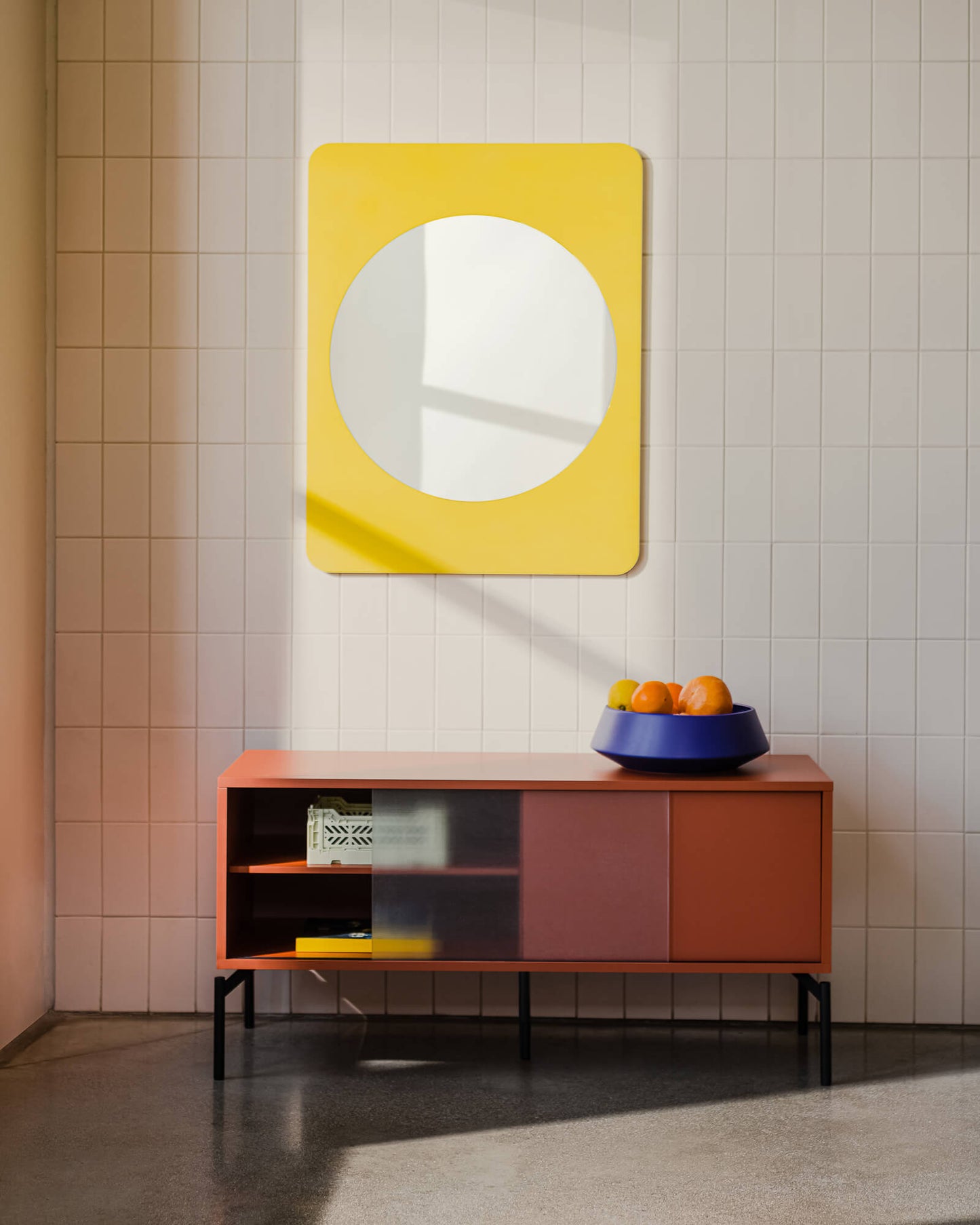 Met Mini Tv Stand