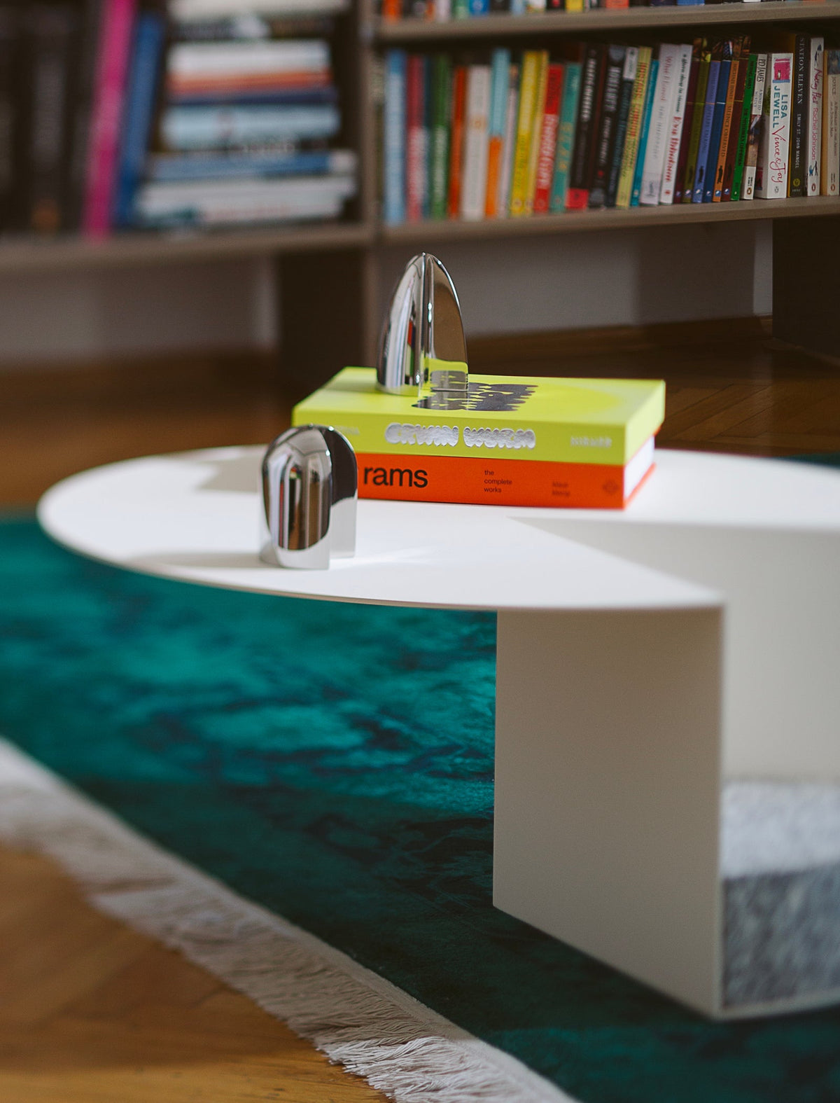 Nook Bookend C