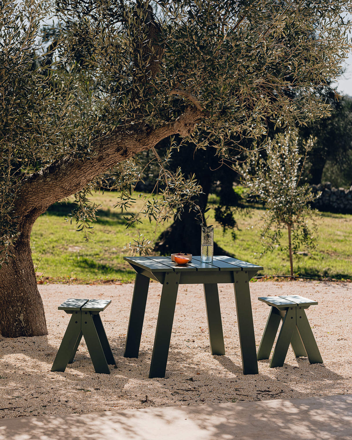 Navo Table - 79 x 77 cm