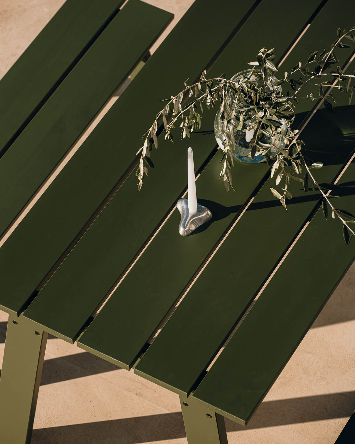 Navo Table - 140 x 77 cm