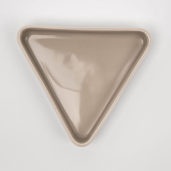 raawii Nicholai Wiig-Hansen - Canvas - centrepiece centrepiece concrete grey