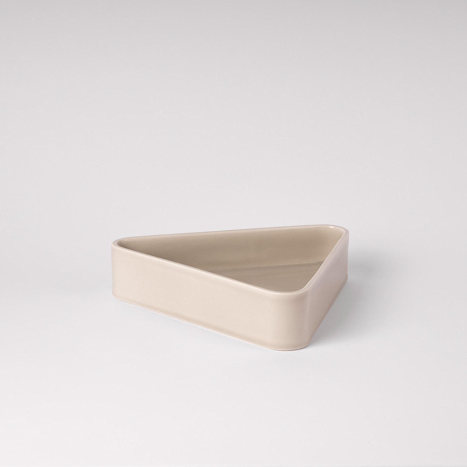 raawii Nicholai Wiig-Hansen - Canvas - centrepiece centrepiece concrete grey