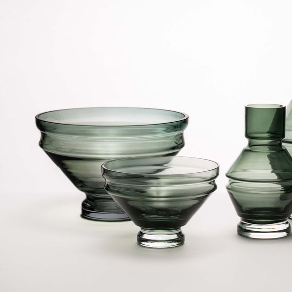 raawii Nicholai Wiig-Hansen - Relæ - glass bowl - large Bowl smokey gray