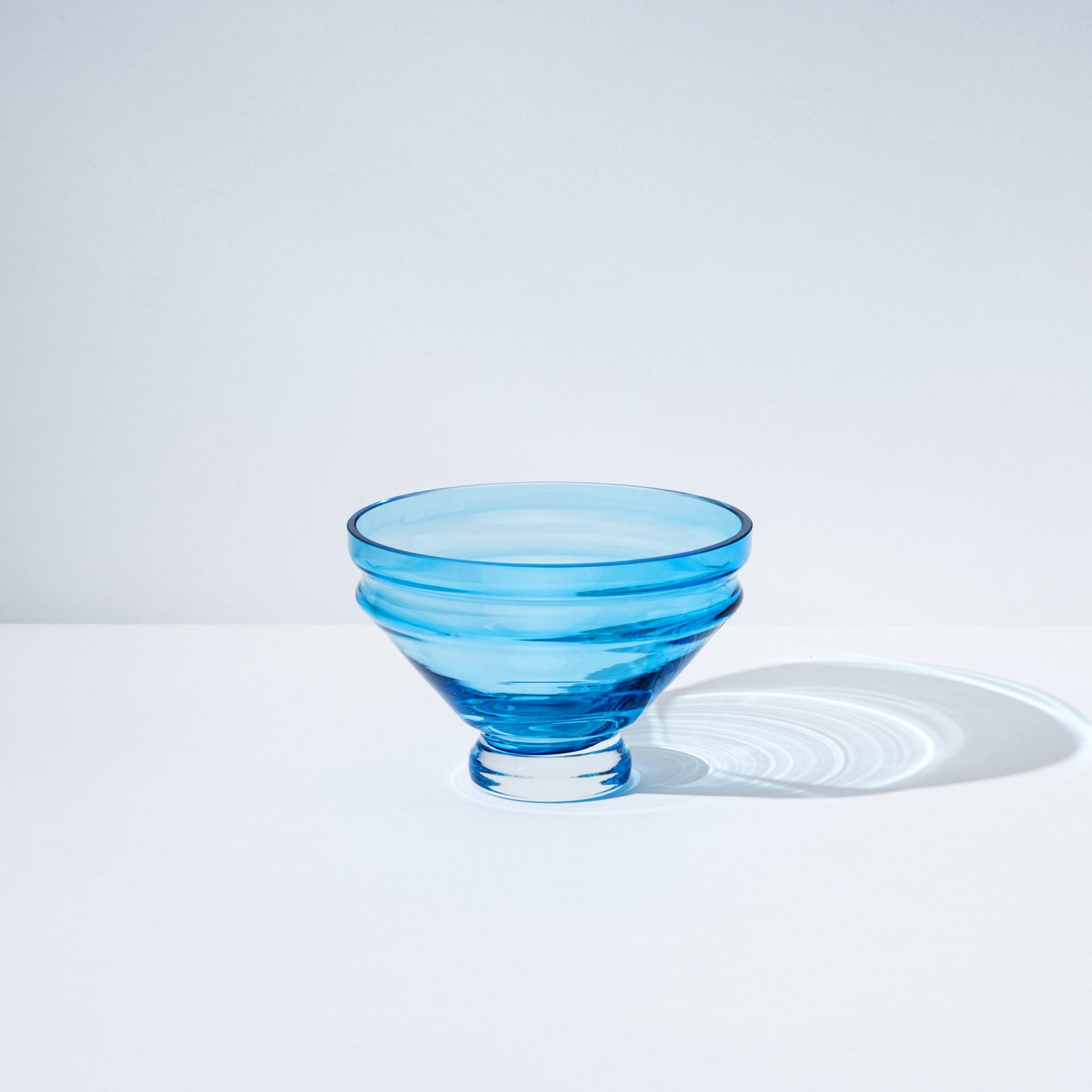 raawii Nicholai Wiig-Hansen - Relæ - glass bowl - small Bowl aquamarine blue