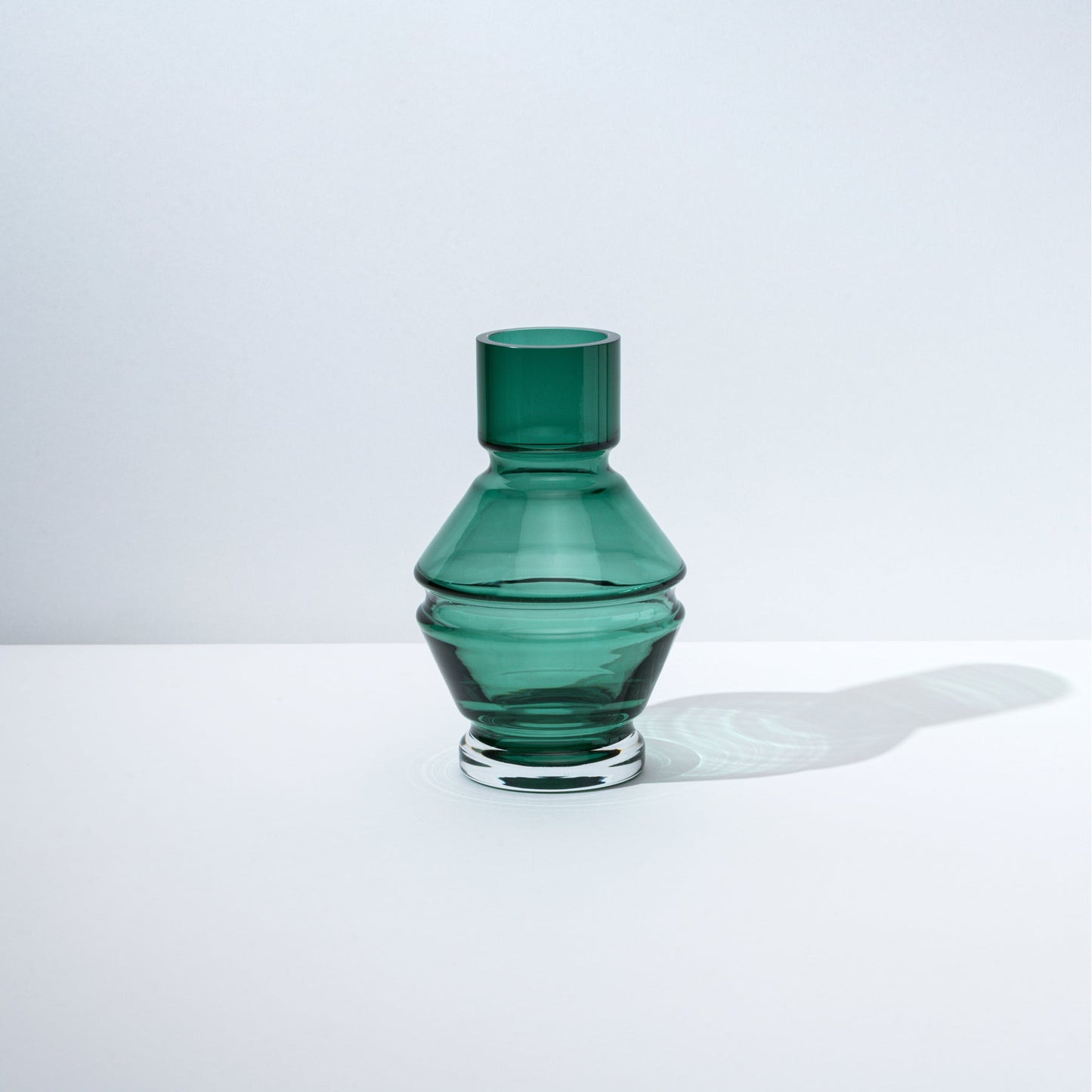 raawii Nicholai Wiig-Hansen - Relæ - glass vase - small Vase bristol green