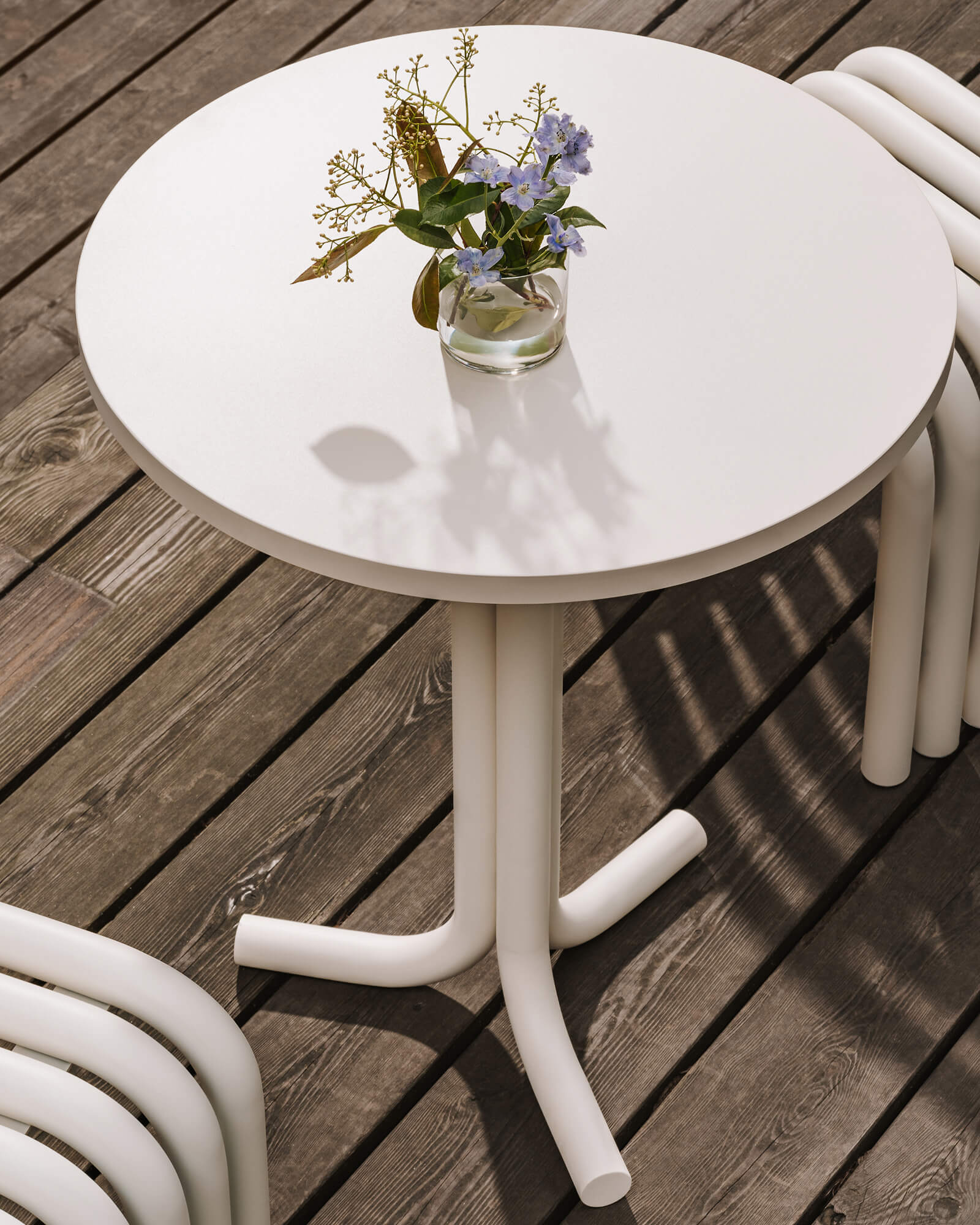 Nokk Cáfe Table