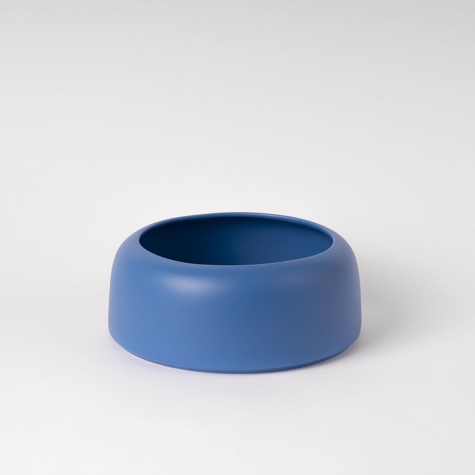 raawii Omar Sosa - Omar - bowl 01 - small Bowl Electric blue
