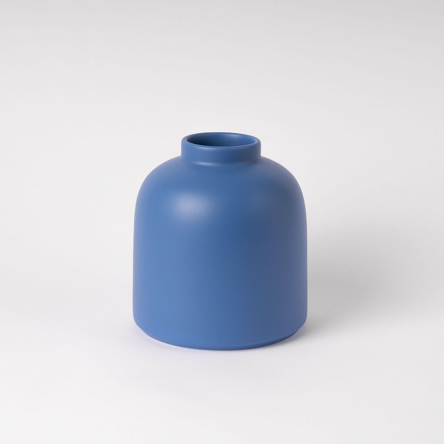 raawii Omar Sosa - Omar - vase Vase Electric blue