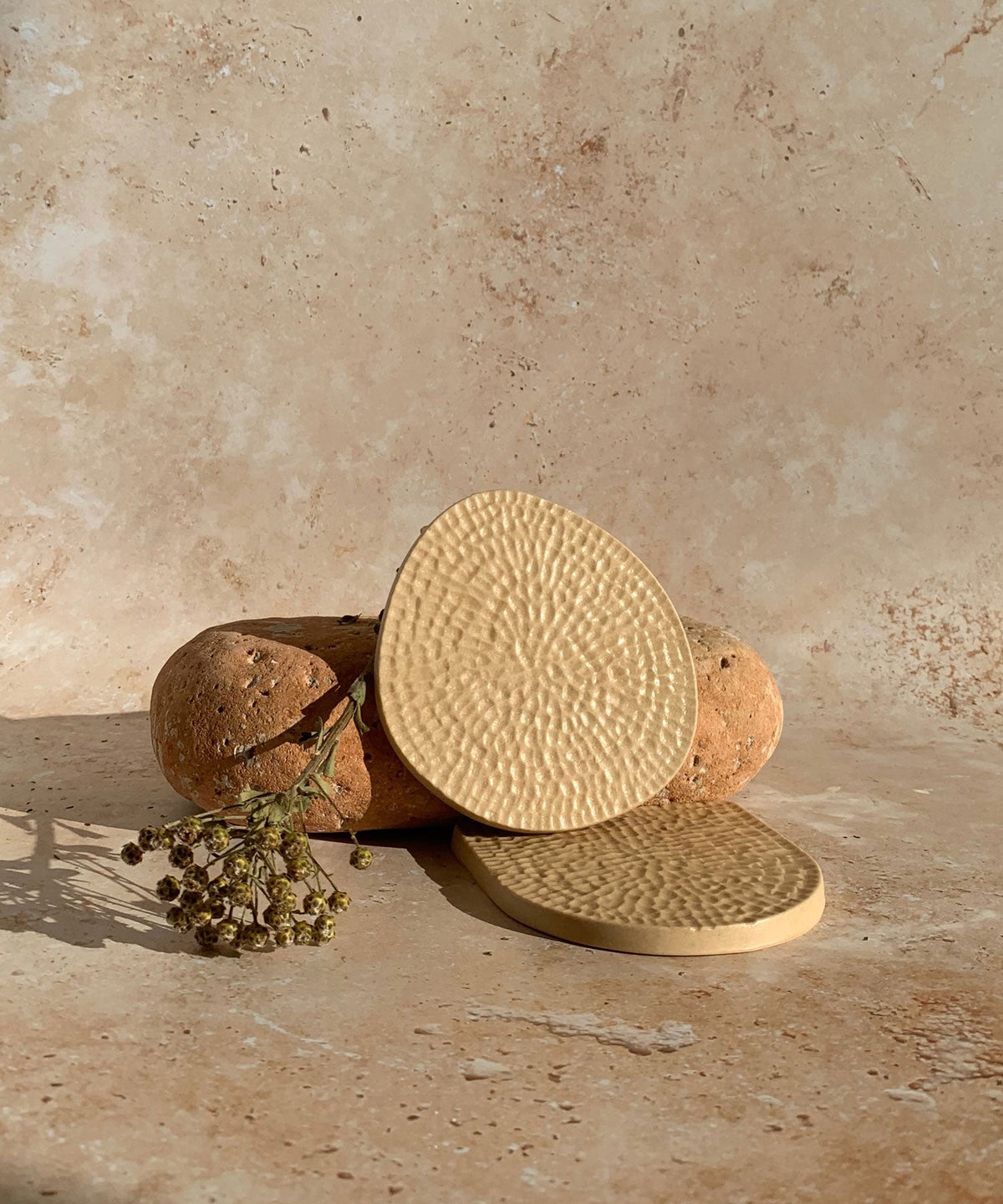 Orma | 2 Coasters 01 Round | Sandstone