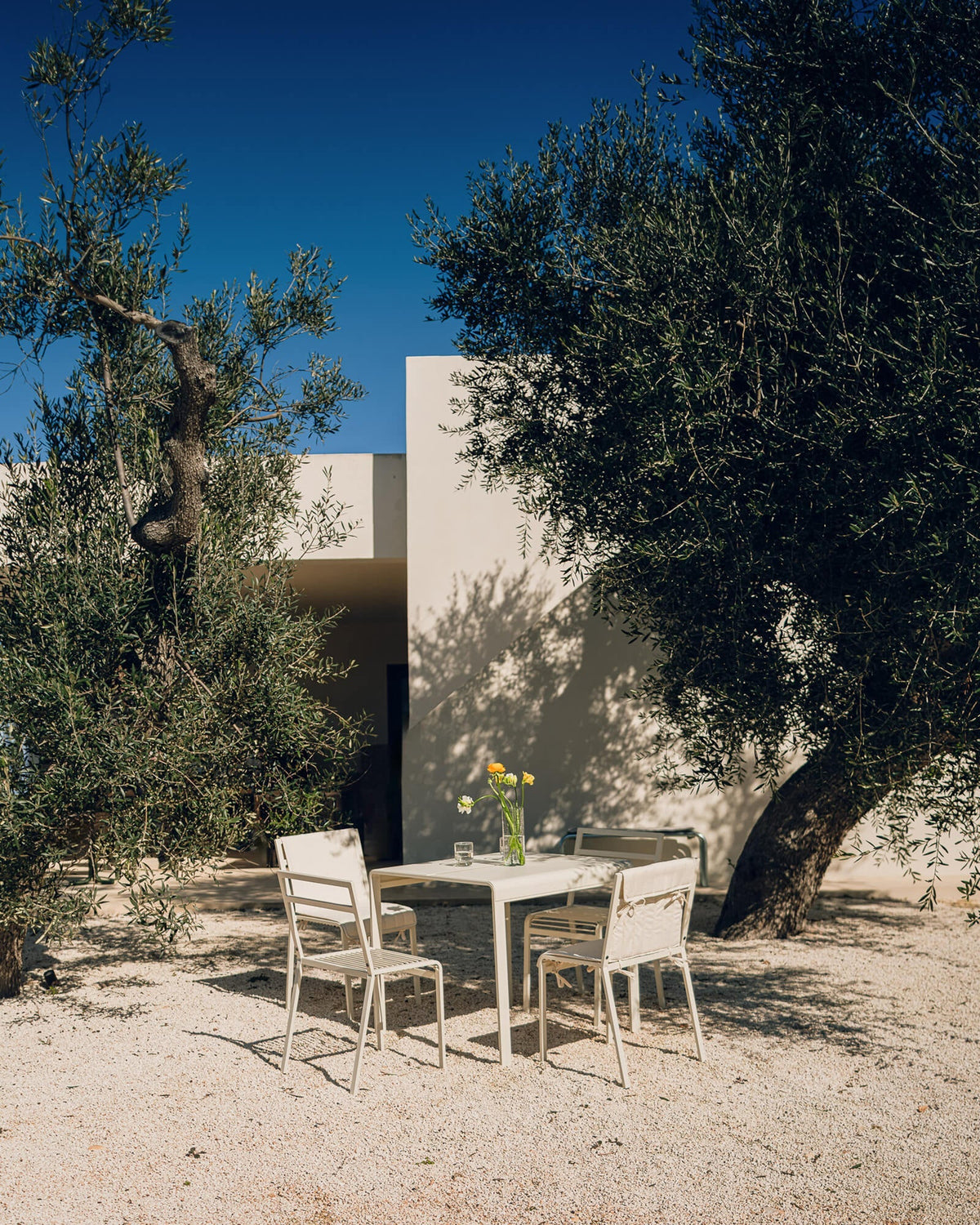 Oto Table 80 x 80 cm