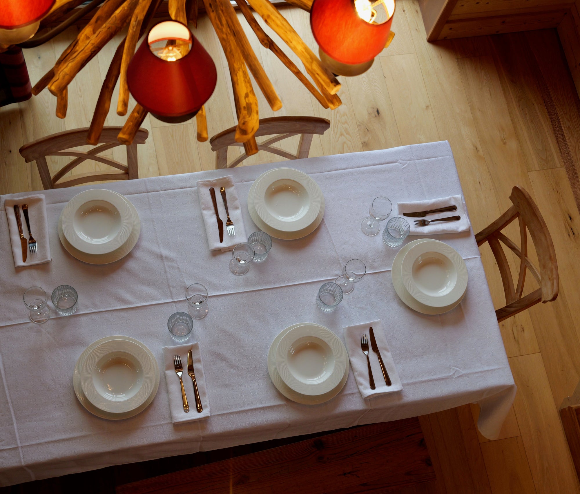 White Alpine Chalet Cotton Gingham Tablecloth, Italian Cotton, 230 x 150cm