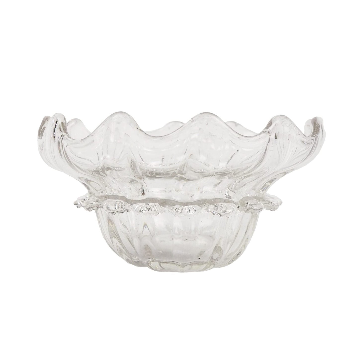 A stunning Vintage Hand Blown Glass Dish with delicate bubbles running through the glass giving it a gorgeous viscous look. Hand blown Mid-Century glass dish with a petal pattern around the centre. Wildmore