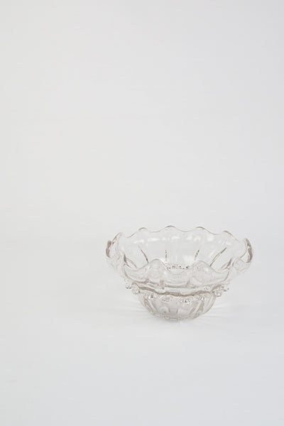 A stunning Vintage Hand Blown Glass Dish with delicate bubbles running through the glass giving it a gorgeous viscous look. Hand blown Mid-Century glass dish with a petal pattern around the centre. Wildmore
