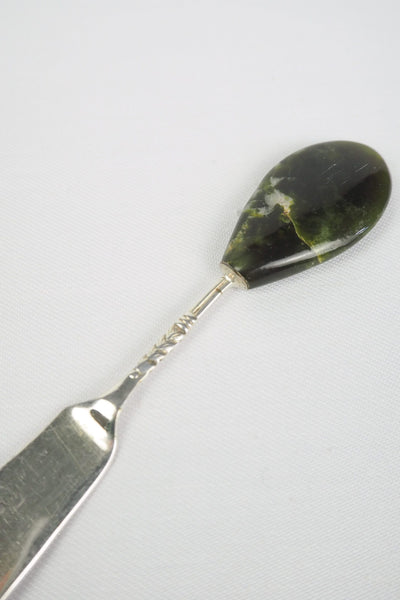 This Vintage Agate Butter Knife has a silver plated blade and a beautiful moss agate handle.
