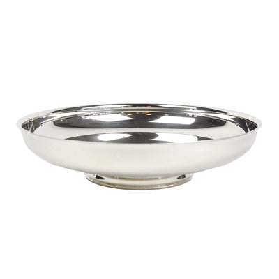 This stylish Vintage Silver Plate Pedestal Dish is the perfect centrepiece to fill with fruit. The simple contemporary style gives this English silver plate bowl a timeless look. Wildmore