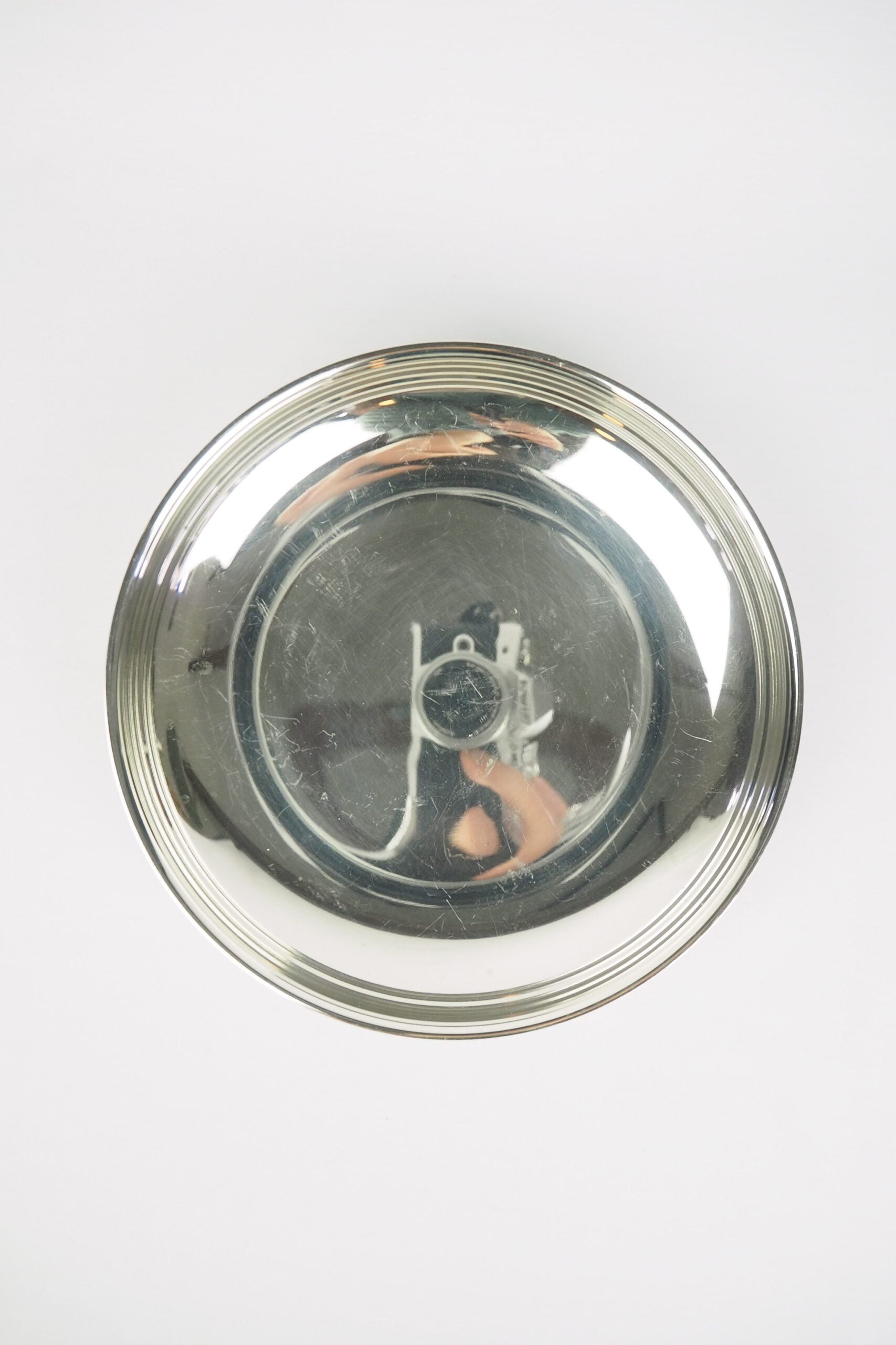 This stylish Vintage Silver Plate Pedestal Dish is the perfect centrepiece to fill with fruit. The simple contemporary style gives this English silver plate bowl a timeless look. Wildmore