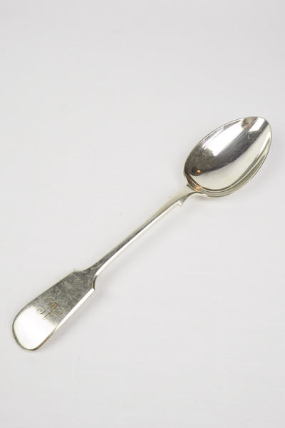 This Antique Silver Plate Serving Spoon is a stunning piece of service ware. Perfect for an elegant tablescape. Sourced for Wildmore. 