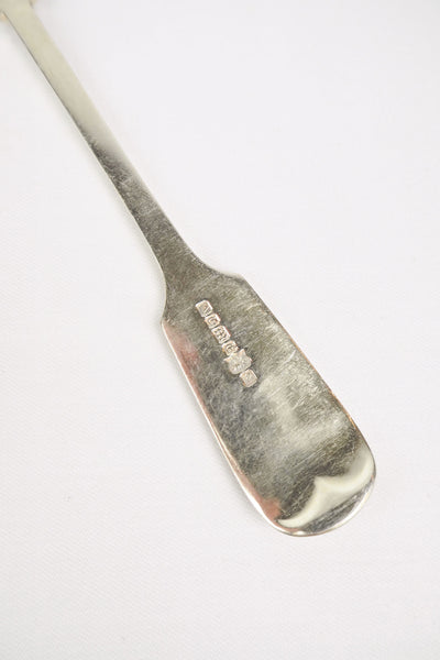 This Antique Silver Plate Serving Spoon is a stunning piece of service ware. Perfect for an elegant tablescape. Sourced for Wildmore. 