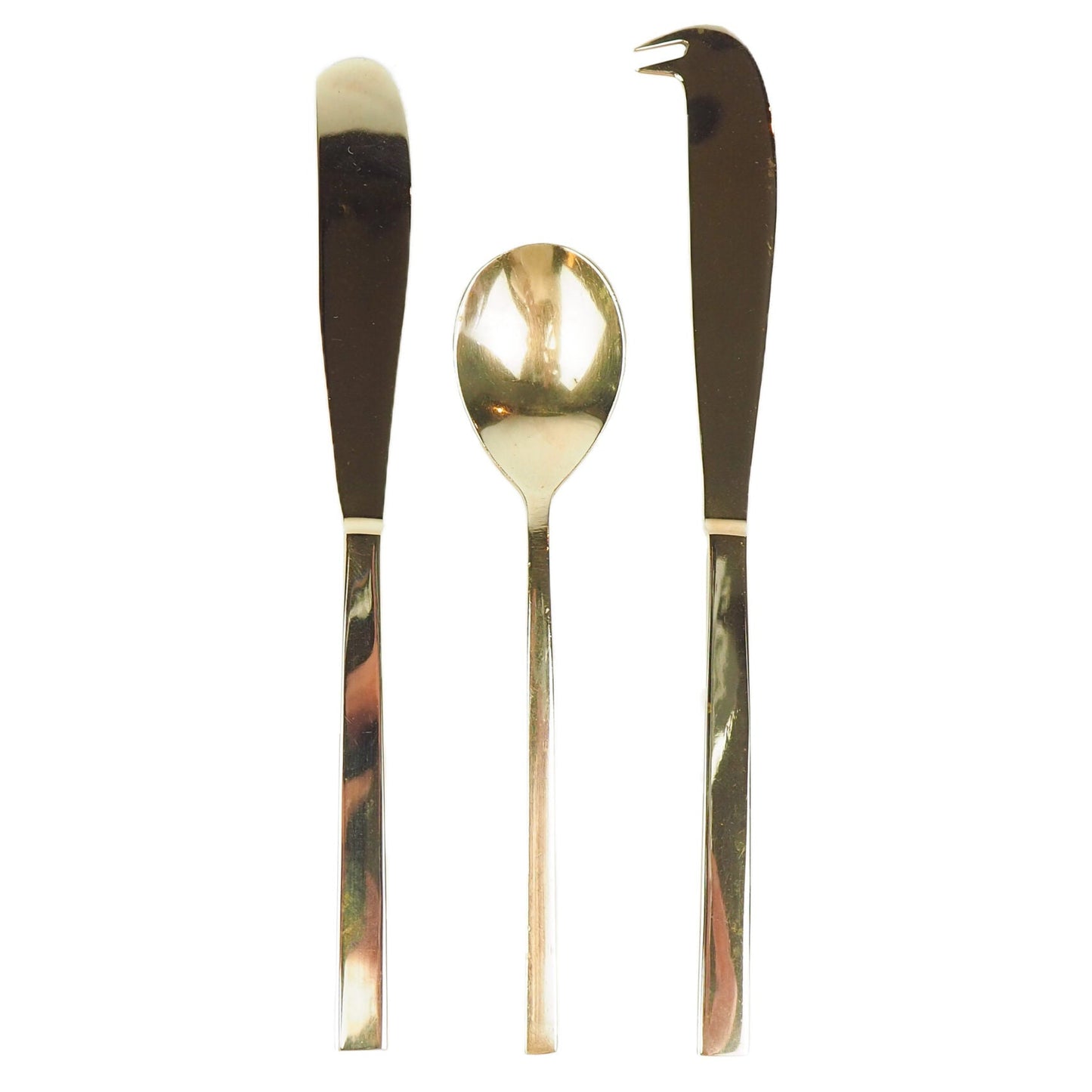 This mid century Scandinavian Brass Service Set for Cheese is in beautiful condition. With a stunning mid century style, boxy square handles and polished gold colour. 