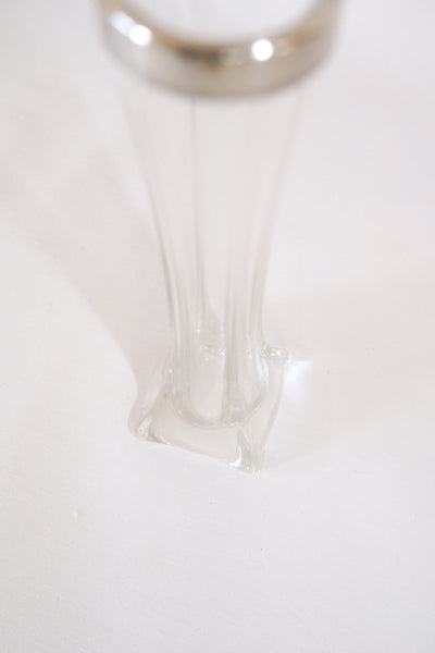 Stunning Glass and Silver Bud Vase by Arthur Willmore Pennington of Birmingham, Circa 1902. This stunning bud vase has a solid silver rim.