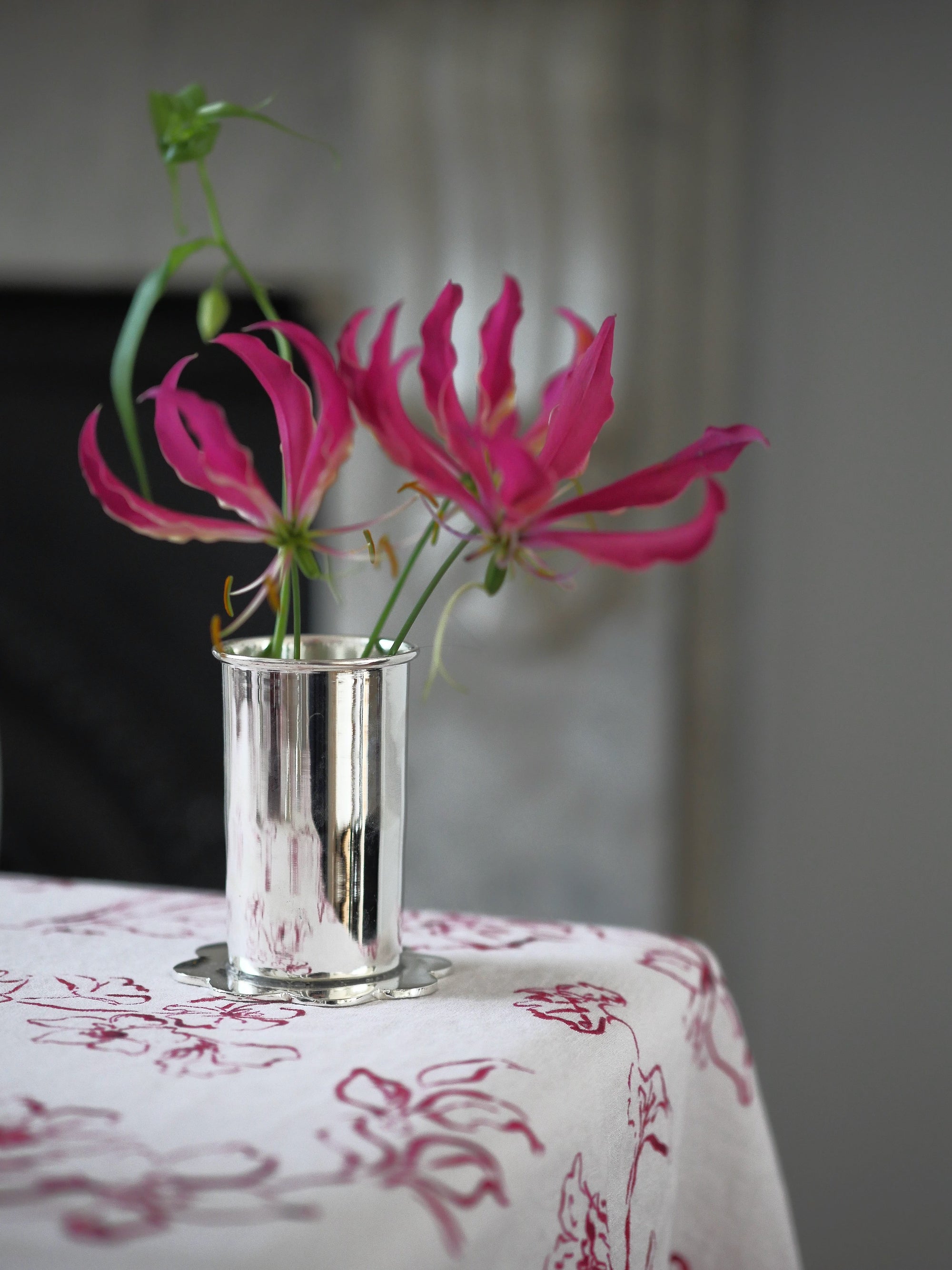 Scallop Silver Plate Finish Bud Vase