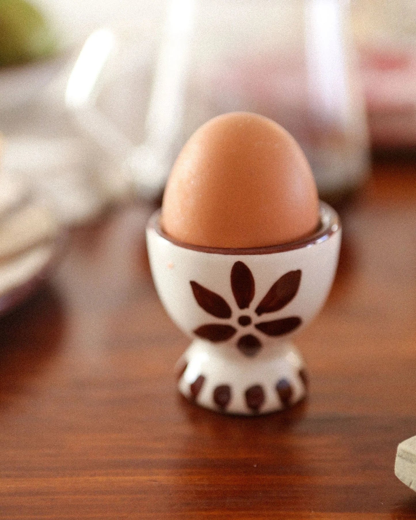 Floral Egg Cup, Espresso